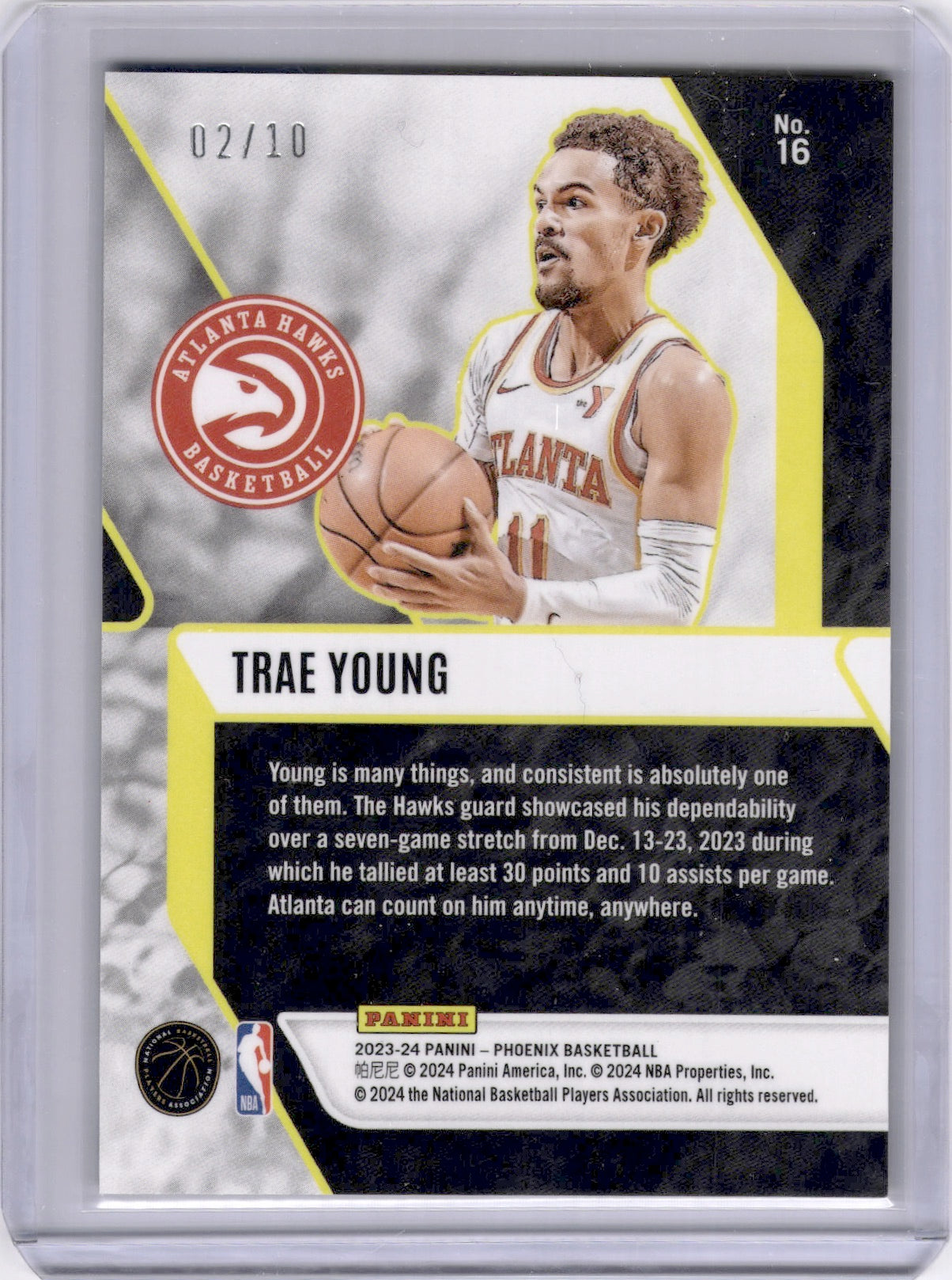 Trae Young 2023-24 Panini Phoenix Fade to Black Gold /10